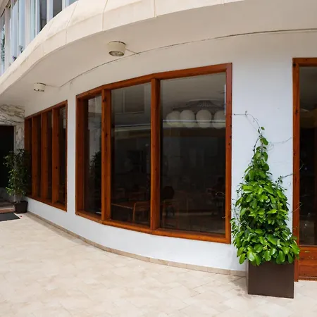 Haromar Otel Calella