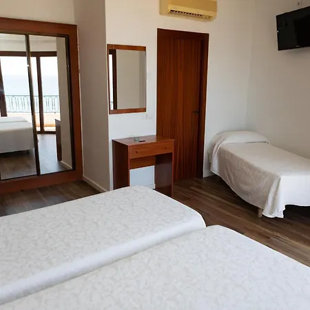 Haromar Hotell 2*