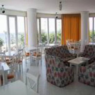 Hotel Haromar 2*